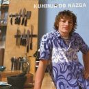 102b. JAMIE OLIVER kuharica    IC = 5 eur