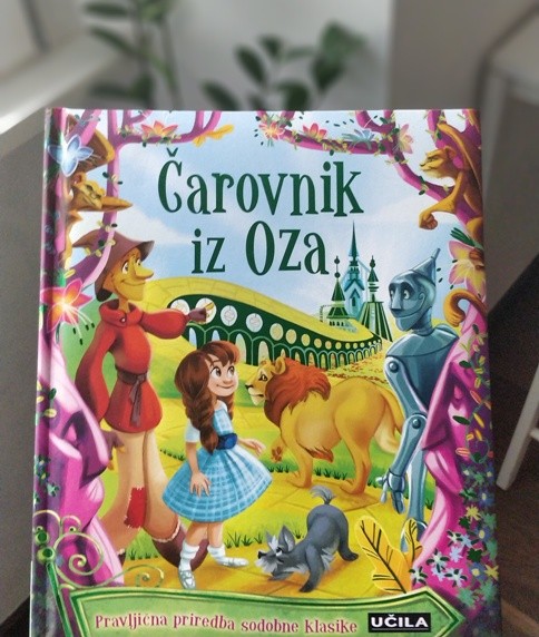 111. Knjiga Čarovnik iz Oza   IC = 4 eur