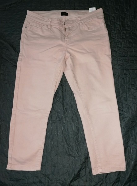 9e. Svetle jeans hlače, 3-4, 42   IC = 5 eur