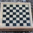 26a. Šah, lesen, manjši, še original zapakiran   IC = 4 eur