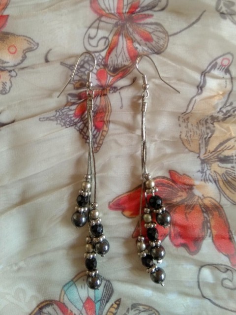 86a. Uhani    IC = 3 eur