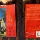 26a.Lilian Jackson Braun: The cat who tailed the thief   IC = 2 eur