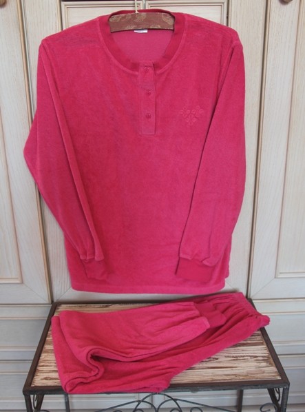 44c. PIžama, M-L   IC = 5 eur