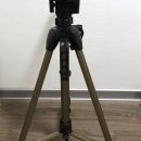 91. Fotografsko stojalo Hama   IC = 12 eur