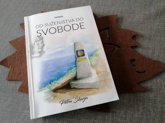 114.  Camino - od suženjstva do svobode, Petra Škarja   IC = 10 eur