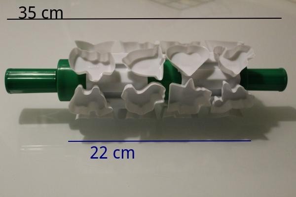 132. Valjar za oblikovanje piškotov   IC = 3 eur