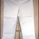 93. Tričetrt hlače z elastanom, M   Cena: 2 eur ( + 2 eur poštnina )