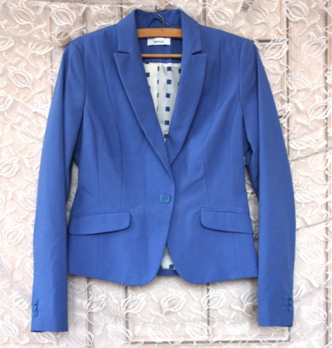 117. Blazer Jessica, 38    Cena: 5 eur ( + 2 eur poštnina )