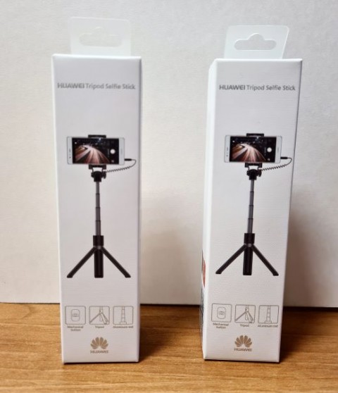 91a,b. HUAWEI Tripod Selfie Stick   ICa,b = 5 eur