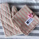 154a. Set kuhinjska rokavica in krpa   IC = 7 eur