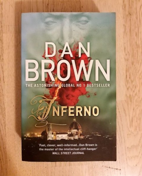 144. INFERNO, Dan Brown, v angleščini   IC = 4 eur