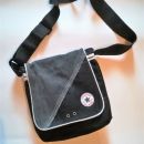 180c. Torbica CONVERSE 25 x 28 cm    IC = 3 eur