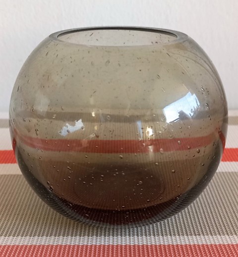 29. Steklena krogla   IC = 2 eur