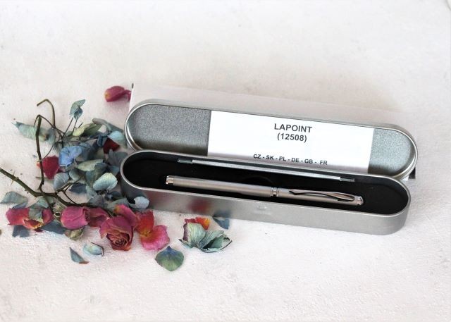 5. Kuli z laser pointerjem in lučko   ICa,b = 4 eur