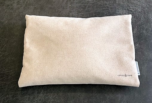 52. Blazina Lotus Safe s sivko, za zaščito pred sevanjem   IC = 8 eur