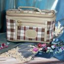 74b. Toaletka   IC = 4 eur