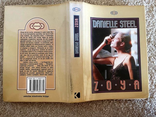 74e. ZOYA, Danielle Steel   IC = 4 eur