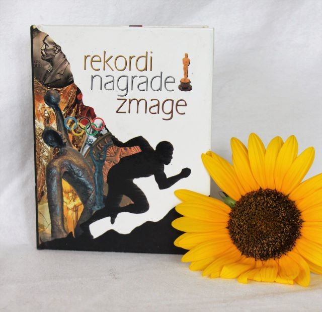 22c. REKORDI, NAGRADE, ZMAGE   IC = 3 eur