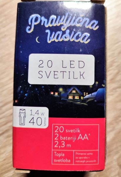 33a. Lučke za Mercatorjevo praznično vasico  IC skupaj 33a = 10 eur