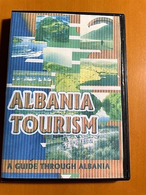 50. CD Turistični vodič po Albaniji   IC = 3 eur