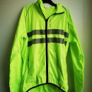 112. Odsevni anorak, M   IC = 3 eur