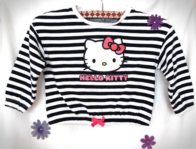 90a. Majica Hello Kitty, velikost 98, bombaž-pe   IC = 3 eur