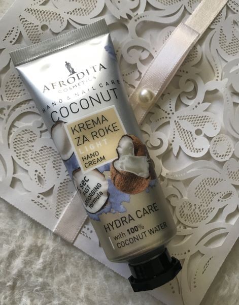 87b. Krema za roke Afrodita; Coconut Hydra Care   IC = 3 eur