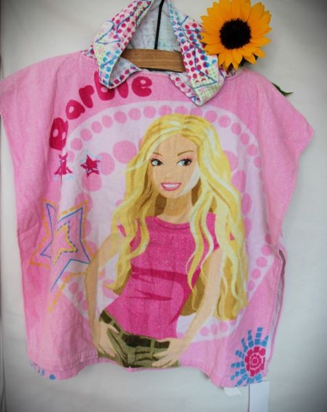 54a. P0nčo brisača Barbie, frotir, 60 x 55 cm   IC = 3 eur