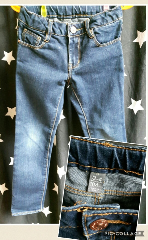 Zara jeans 3-4; 4€