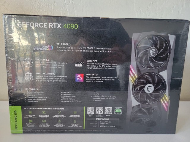 Prodajem MSI GeForce RTX 4090 gaming X TRIO 2 - foto