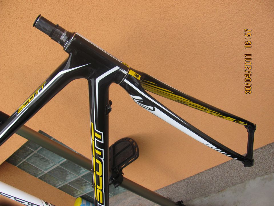 Scott addict r1 naprodaj - foto povečava