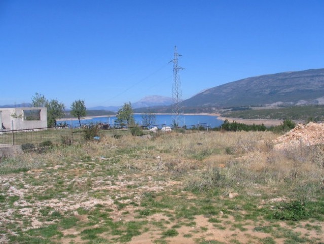 Peručko jezero 