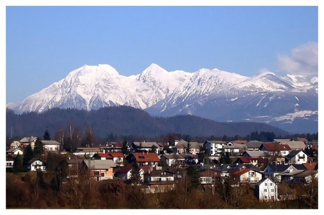 Gore in pokrajine - foto povečava