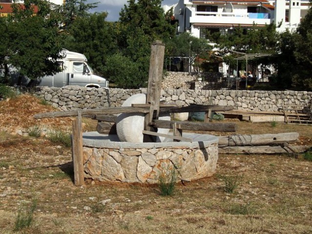 OTOK KRK - STARA BAŠKA - foto