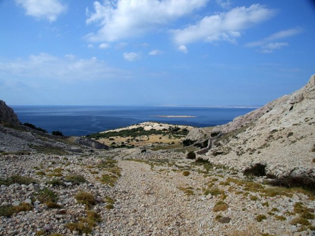 OTOK KRK - STARA BAŠKA - foto