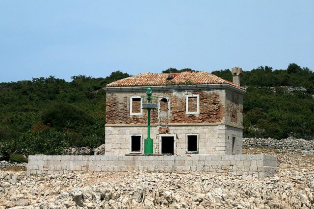 OTOK KRK - STARA BAŠKA - foto