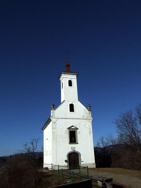 Cerkvica na Pekrski Gorci
