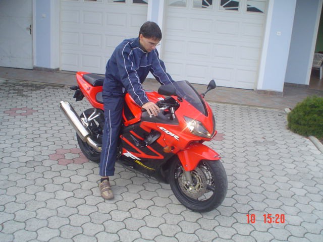 Honda cbr 600 fs - foto