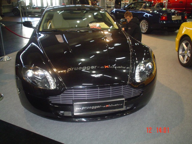 Luxuri car show Wien - foto