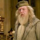 Dumbledore zraven keliha