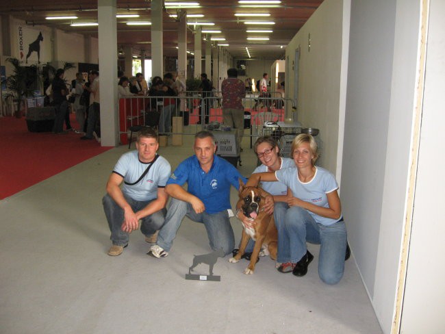 Tempo Vivace Amoteamo - V 1 Ch del Anno Italia 2006 owners Saso & Natasa, breeder Mojca Ar