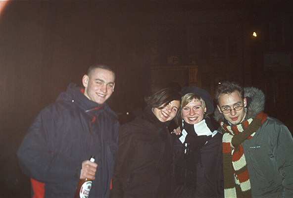 Drum bitwa -Grudzień 2003
Kocur, Asik, Kati, ja