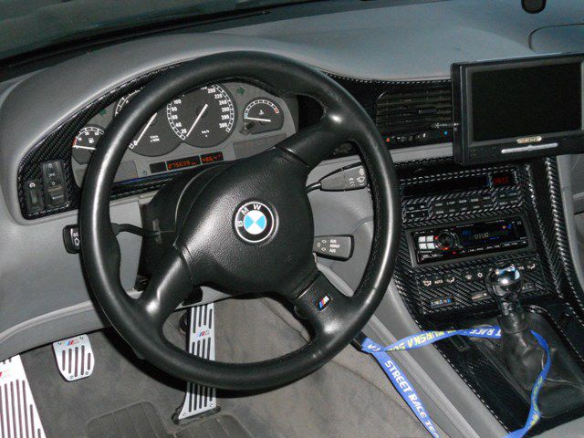 BMW 850i - foto