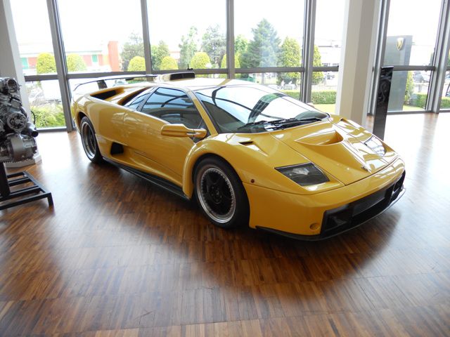 Lambo 2011 - foto povečava