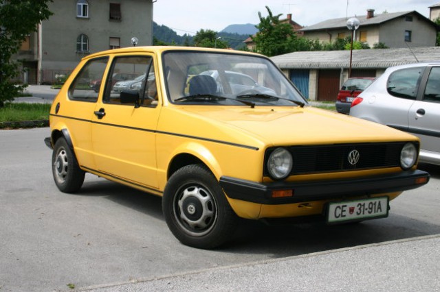VW Golf 1 - foto