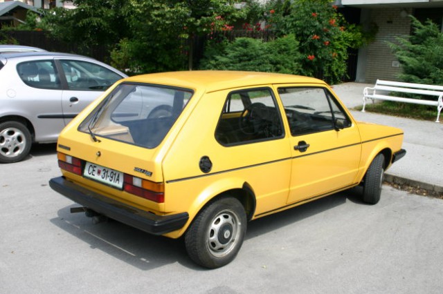 VW Golf 1 - foto