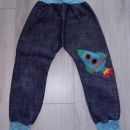 110-UNIKATNE HLAČKE RAKETA-kot nove, tanek, mehak jeans cena: 10 eur