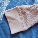 134-GAP MAJČKA PARISmajhen madež na rokavu