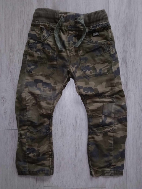 116-next vojaške hlače-kot nove, prehodne cena: 8 eur