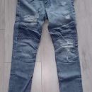 164-NOVE HM KAVBOJKE-skinny fit, z etiketo, zapakirane, za suhce 17 eur